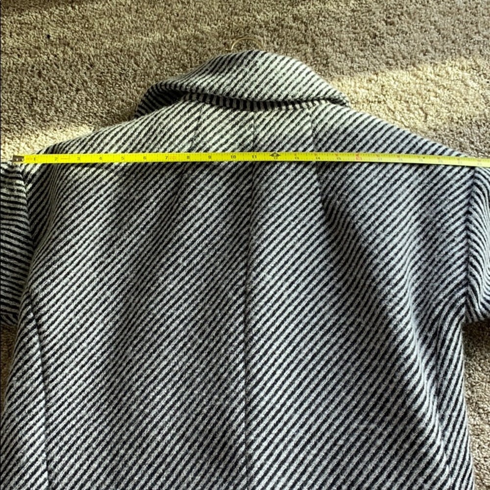Gray Jacket - Picture 11 of 13
